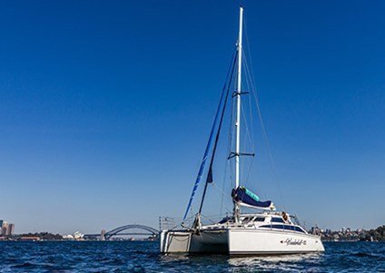 A boat hire in Sydney on board the Wanderlust offers exquisite views of the Harbour Bridge and other attractions.