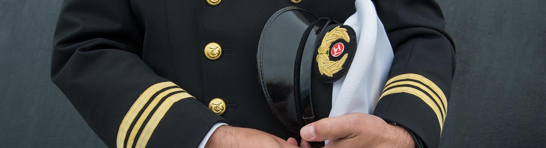 Private boat hire sydney